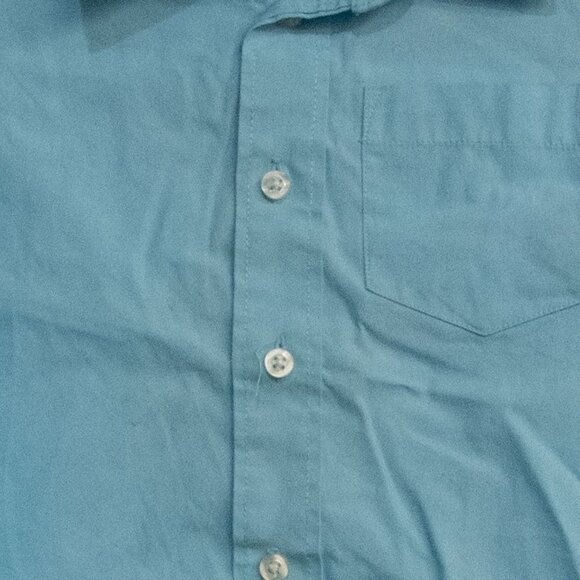 Chaps Boys Button-Up Blue Shirt Size 4T - Picture 3 of 8
